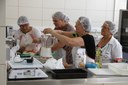 03042018 - Alimentos produzidos levam produtos integrais, frutas, entre outros ingredientes (Roberto Jonikaites/UFFS)