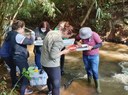 12052022 - Participantes do Projeto Icatu realizaram o monitoramento piloto de riachos urbanos e rurais no município de Capanema  (UFFS/Divulgação)