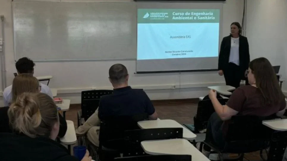 Curso de Engenharia Ambiental e Sanitária realiza assembleia