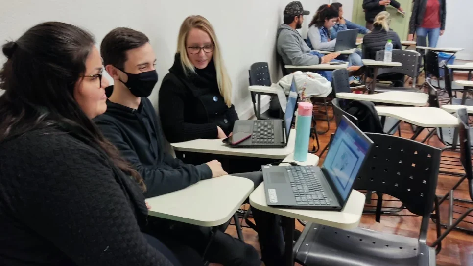 Curso com temática interdisciplinar aproxima campi da UFFS
