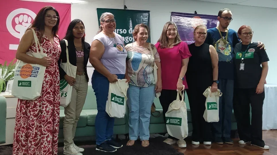 Vozes Femininas: Sabedorias que Curam e Educam - roda de conversa alusiva ao 08 de março e luta pelos direitos da mulher.