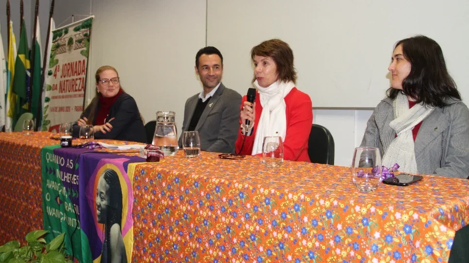 UFFS – Campus Laranjeiras do Sul recebe Assessora Especial do Ministério das Mulheres durante programação da 4ª Jornada da Natureza