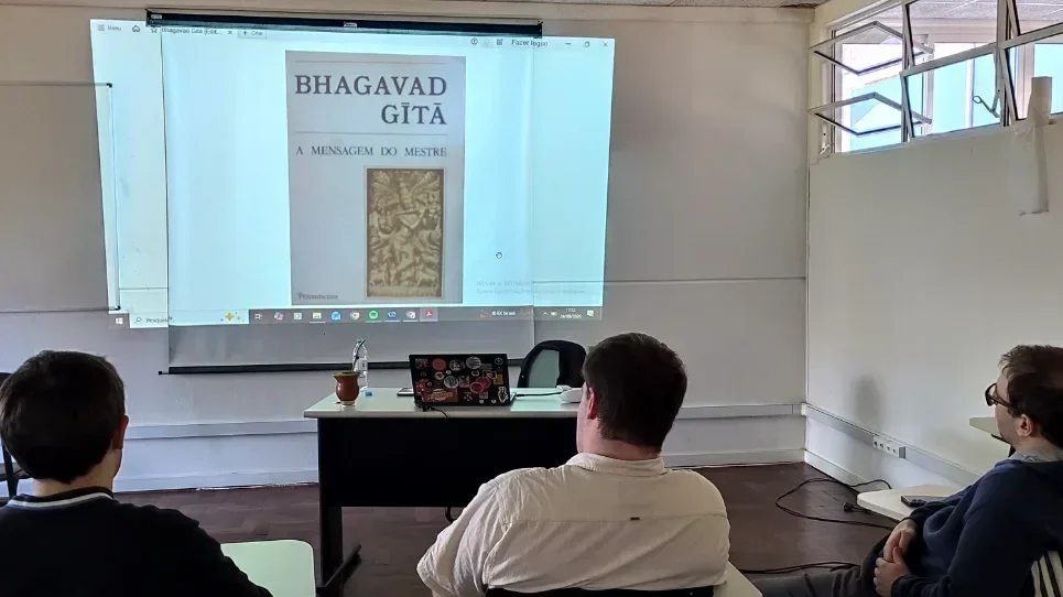 Campus de Erechim: projeto de extensão cria espaço de leitura compartilhada de obras 